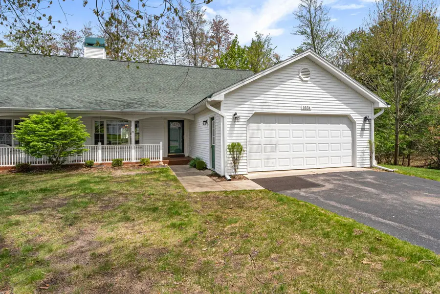 5534 Millbrook DR, Williamsburg, MI 49690 - #3