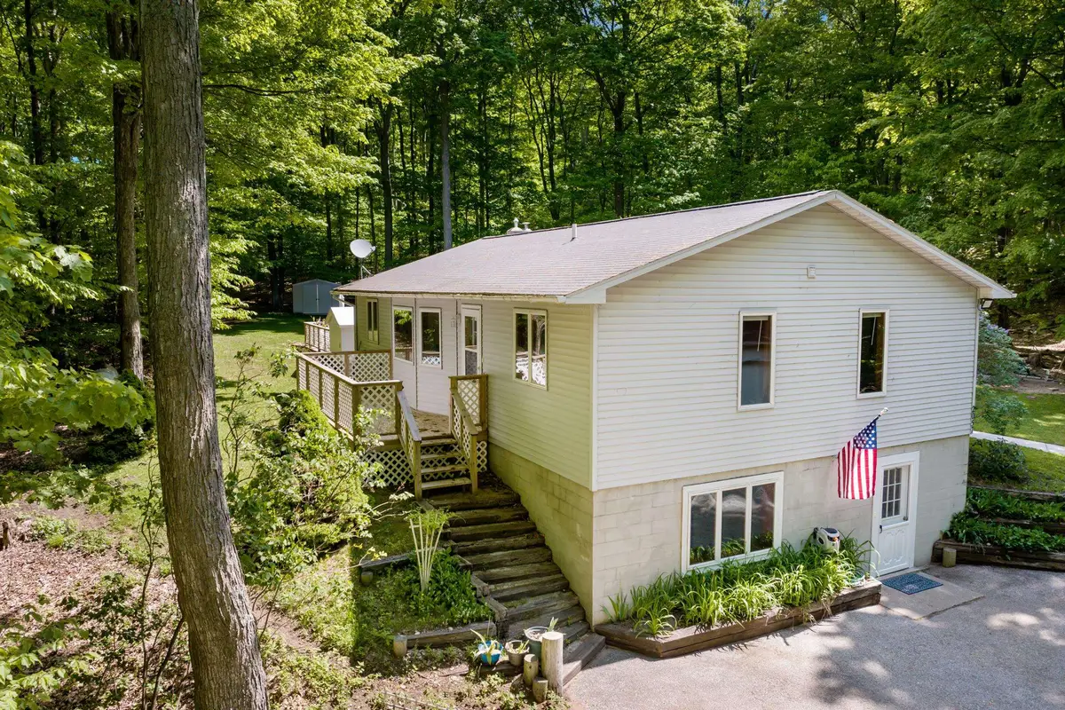 2057 Glory, Frankfort, MI 49635 - #1