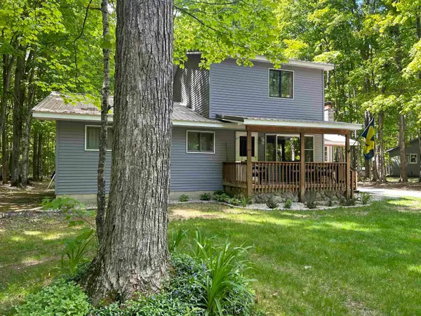 9149 N Twin Lake, Mancelona, MI 49659