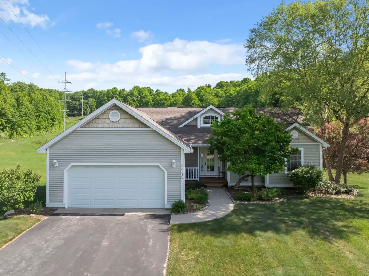 3098 Crown Wood CT, Garfield, MI 49686 - #1