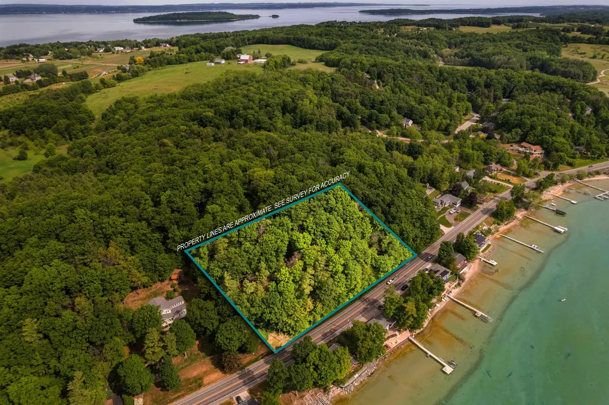 00 Center, Traverse City, MI 49686 - #1
