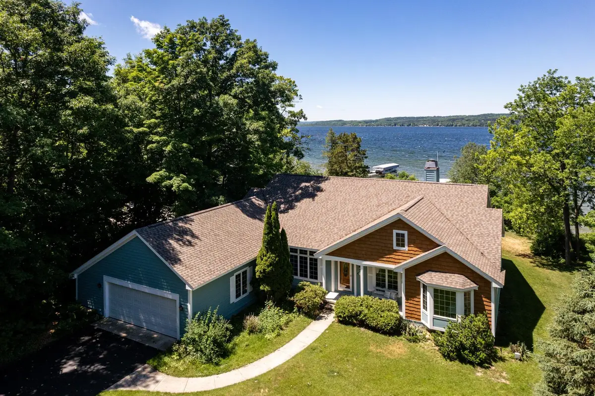 8080 S Lakeview RD, Elmwood, MI 49684 - #1