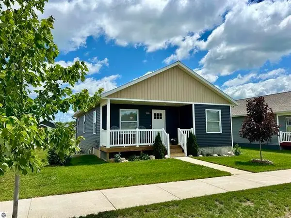 806 Sepia, TraverseCity, MI 49696