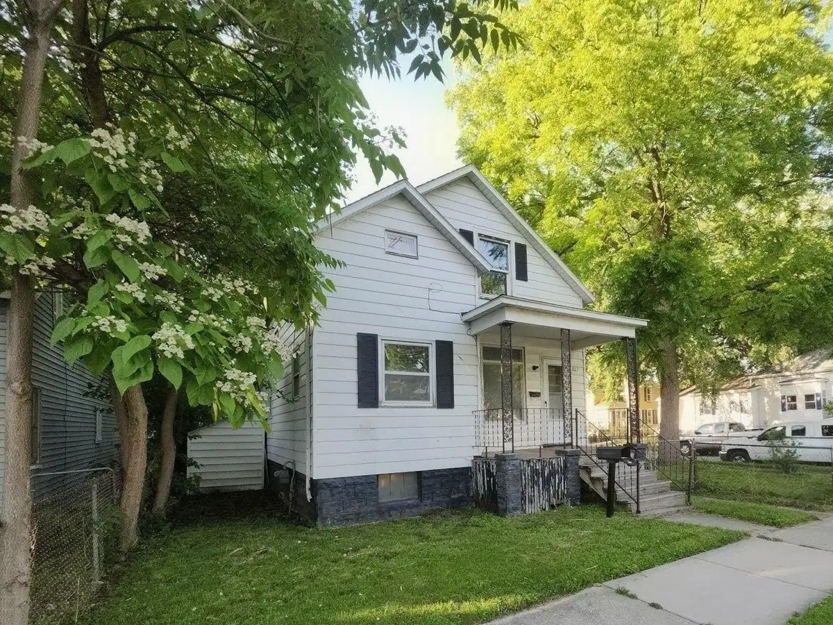 807 E North Union, Bay City, MI 48706 - #1
