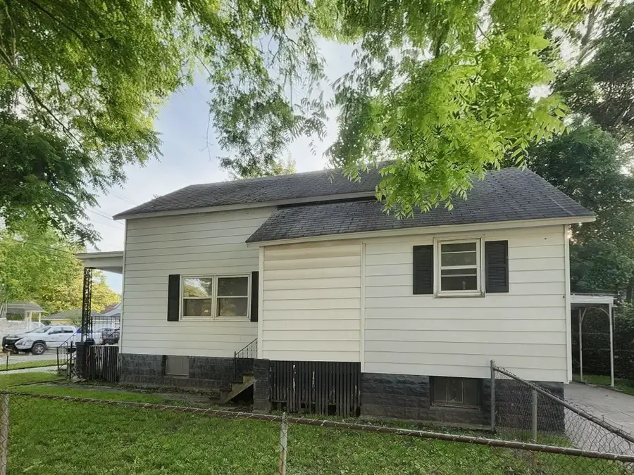 807 E North Union, Bay City, MI 48706 - #3