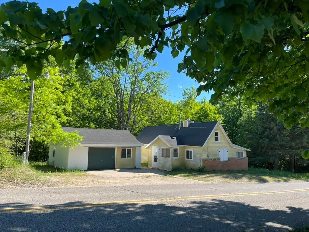 2570 Kettle Lake RD, Kalkaska, MI 49646 - #1