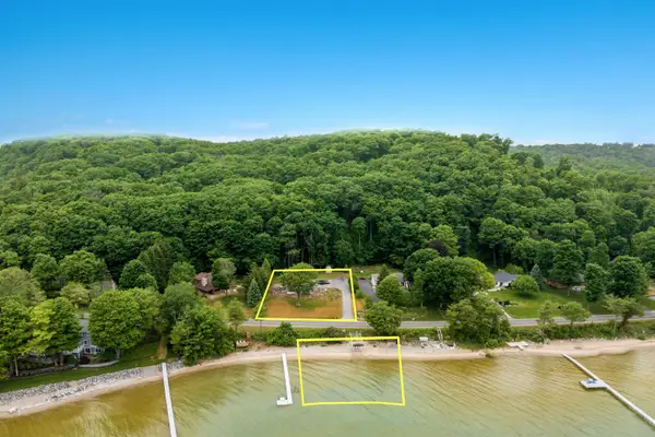 11207 Bluff, TraverseCity, MI 49686