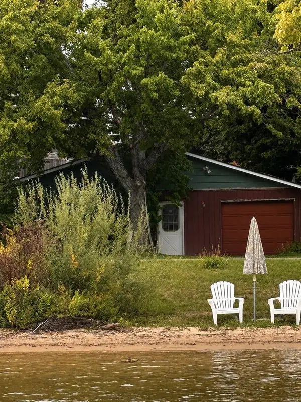 9738 N Long Lake RD, TraverseCity, MI 49685