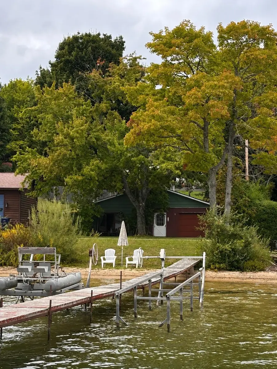 9738 N Long Lake RD, Long Lake, MI 49685 - #2