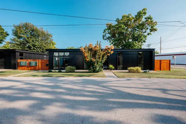 610 Lake AVE, TraverseCity, MI 49686