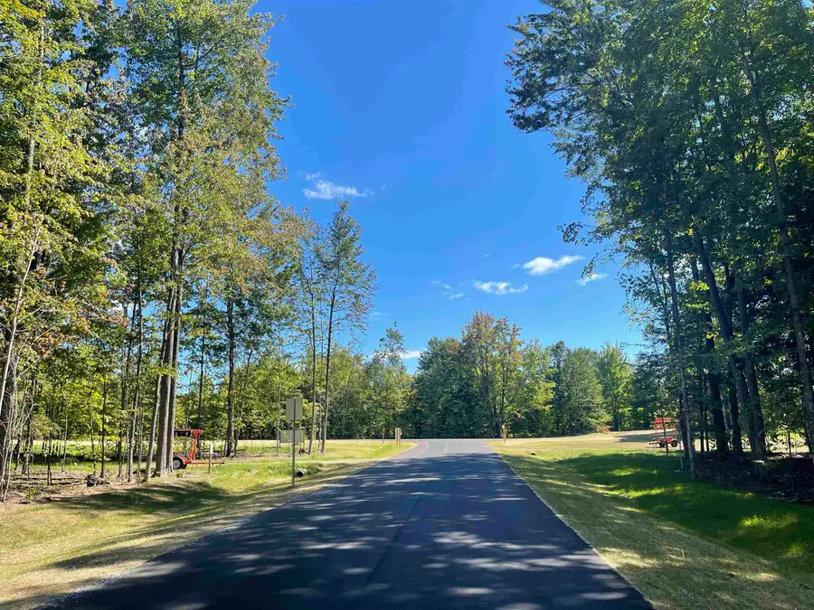 5072 Paradise, Kingsley, MI 49649 - #3