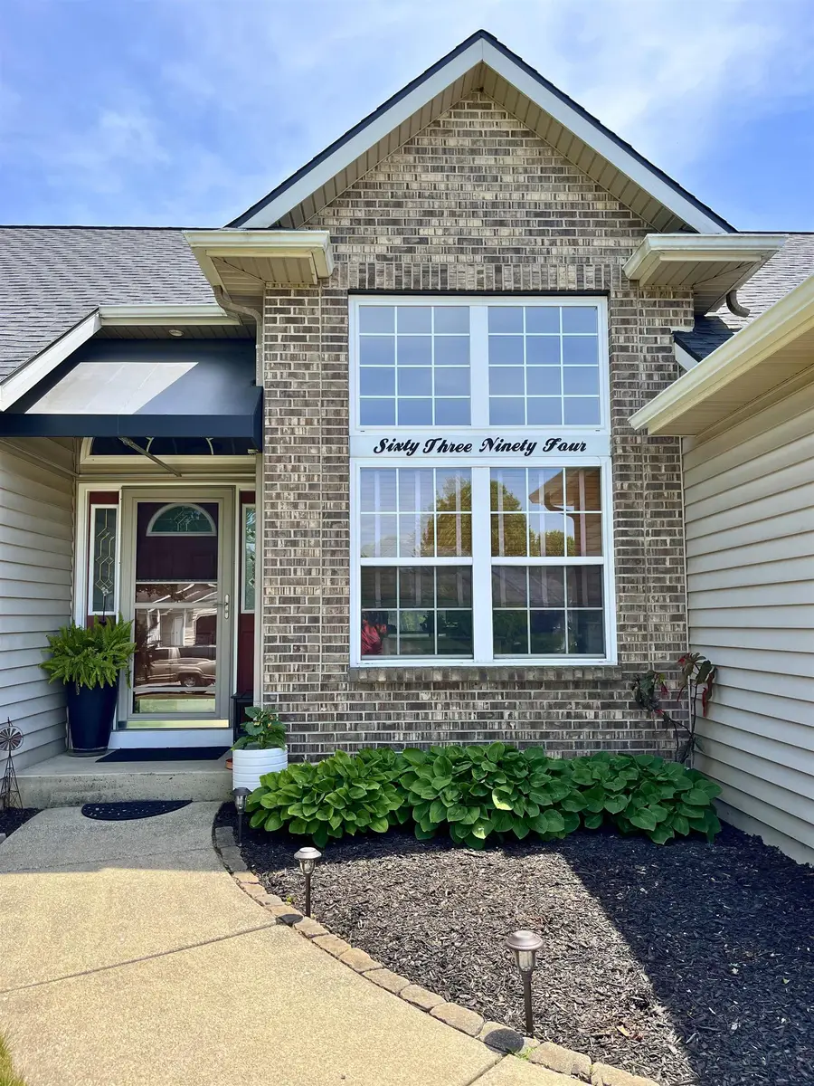 6394 Waterclover ST, Pavilion, MI 49088 - #2