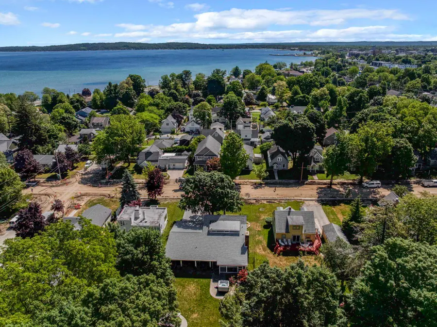 529 Monroe, Traverse City, MI 49684 - #2