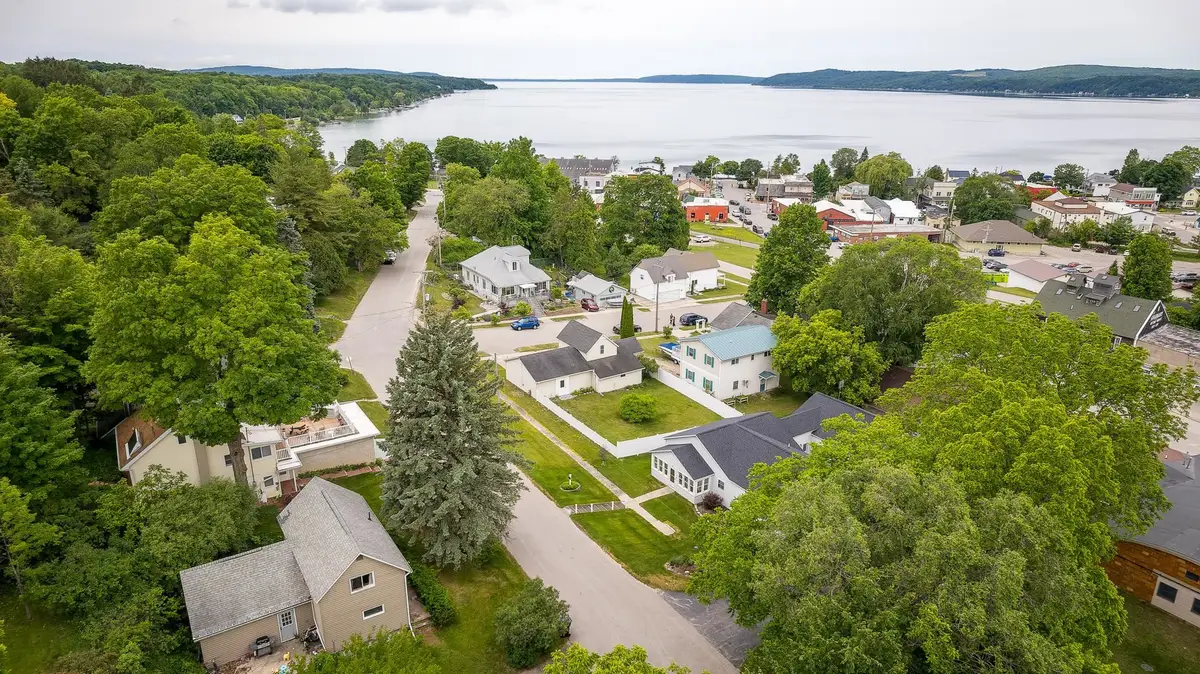 323 Benzie, Beulah, MI 49617 - #1