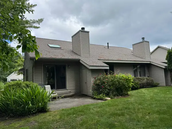 723 N Apple Tree, SuttonsBay, MI 49682