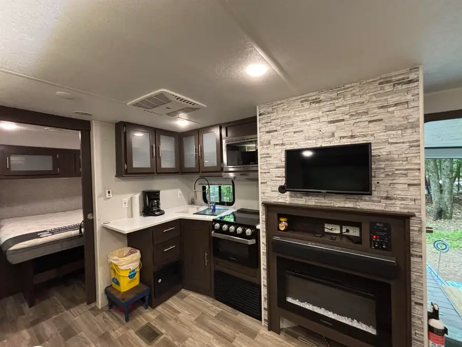 251 Forest TRL, Leroy, MI 49655 - #3