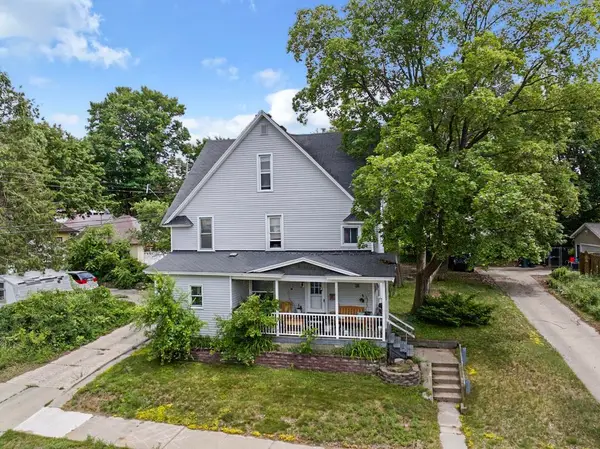 411 S Simons ST, Cadillac, MI 49601
