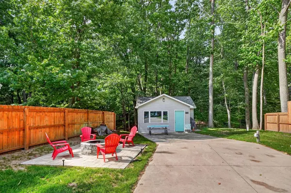8520 W Sapphire, LakeCity, MI 49651