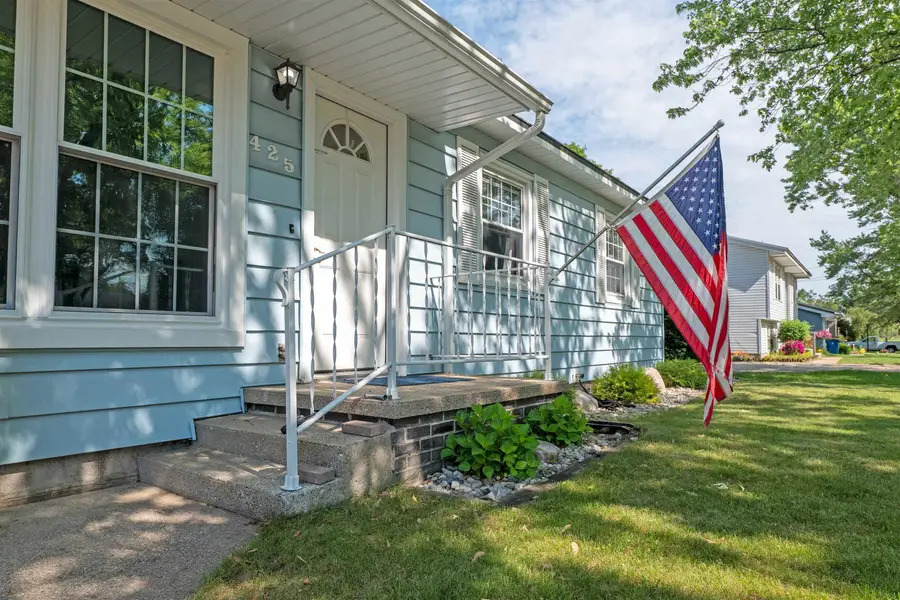 425 Leeson, Cadillac, MI 49601 - #2
