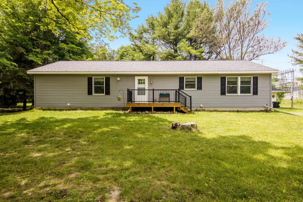 310 S Shabwasung ST, Northport, MI 49670 - #1