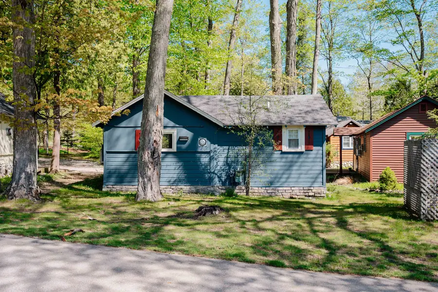 429 S Shabwasung, Northport, MI 49670 - #2