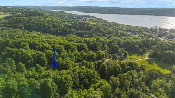 6244 E Pine Knobb, LakeLeelanau, MI 49653