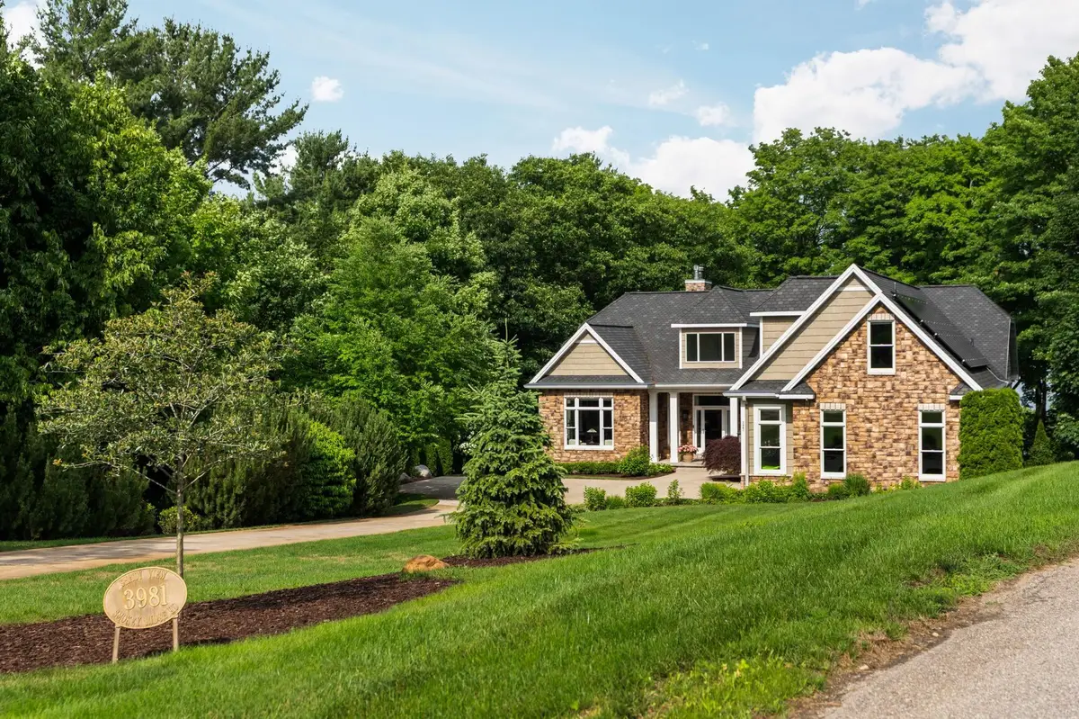 3981 Smokey Ridge, Peninsula, MI 49686 - #1