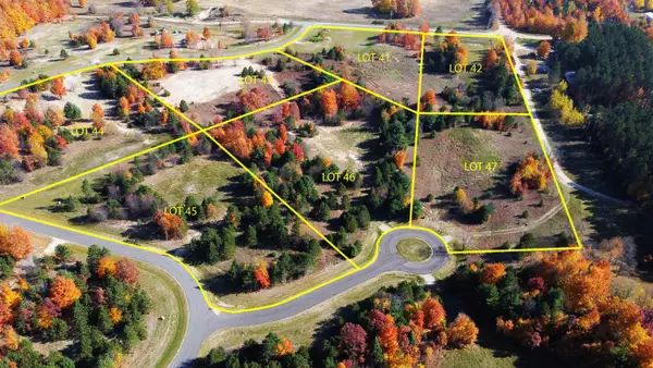5951 Stagecoach, Kingsley, MI 49649