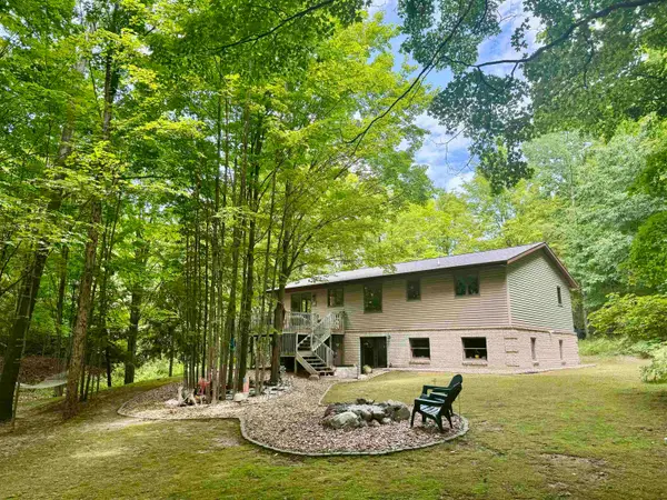 3885 Gaddi, TraverseCity, MI 49684