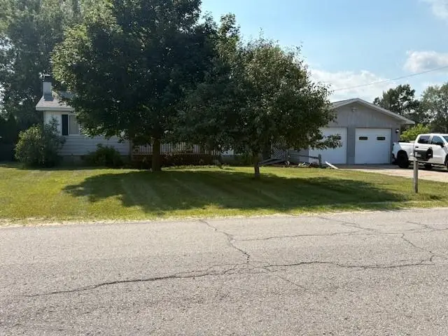 314 S Essex, Kalkaska, MI 49646 - #2