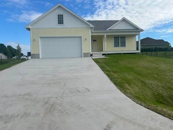 4499 LaMarche, TraverseCity, MI 49685