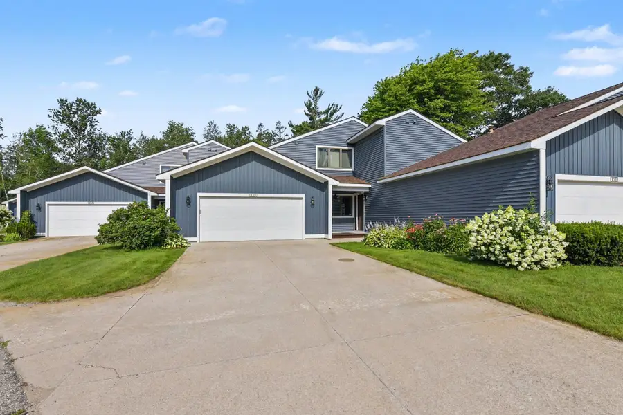 133 North Shore Drive West, Cadillac, MI 49601 - #2