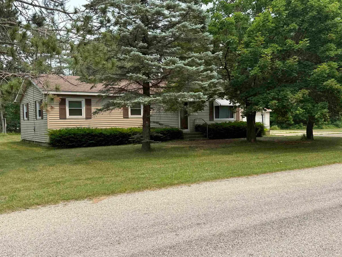 410 14th ST, Cadillac, MI 49601 - #1