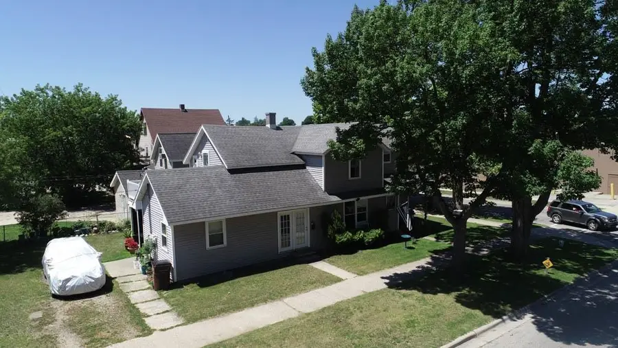 122 E River, Cadillac, MI 49601 - #2