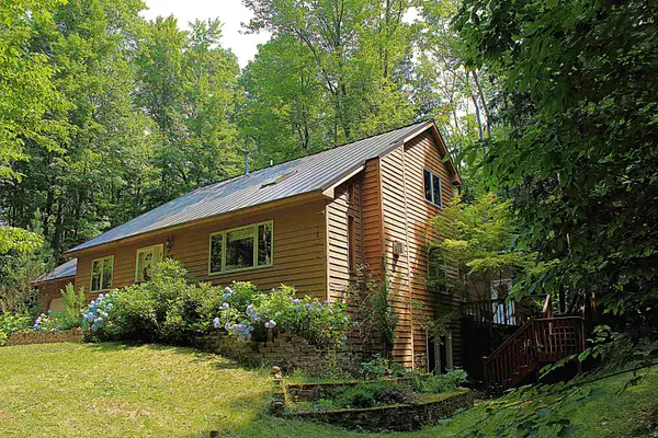 8131 Hillside, TraverseCity, MI 49685