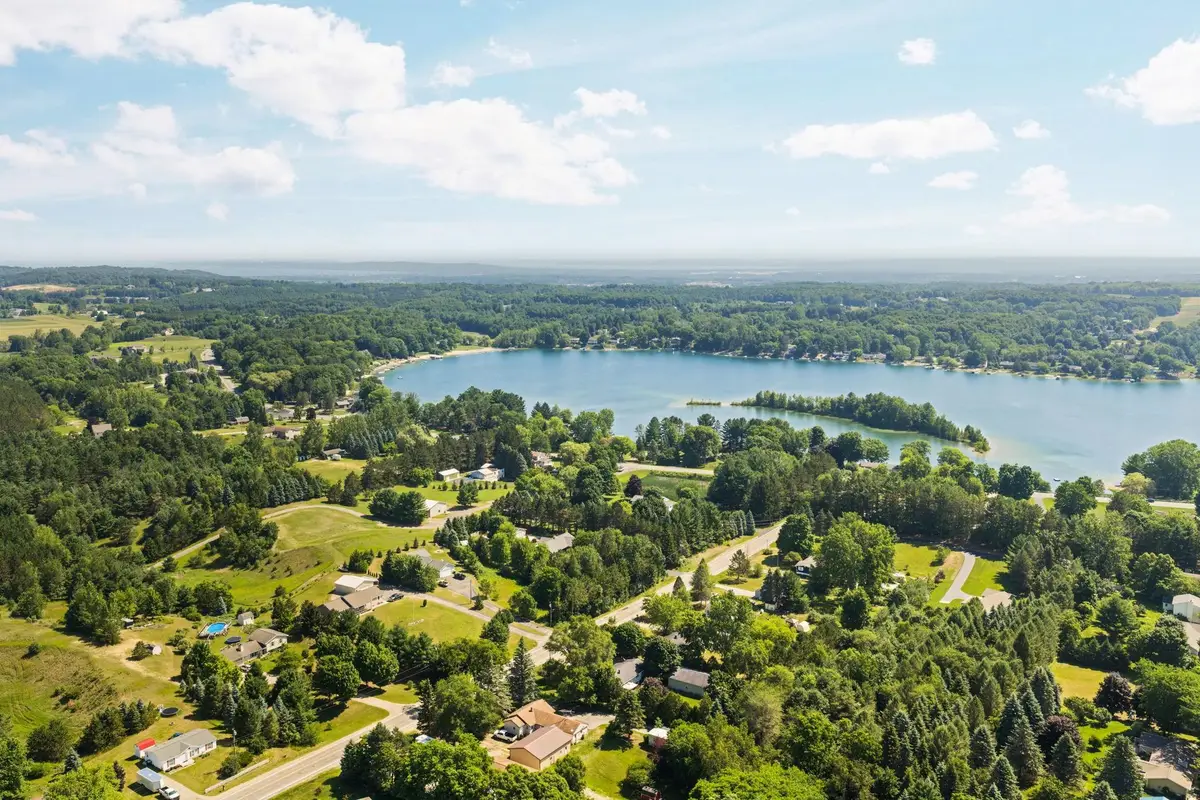 6109 Dover, Long Lake, MI 49685 - #1