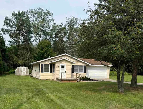 318 S Houghton, LakeCity, MI 49651