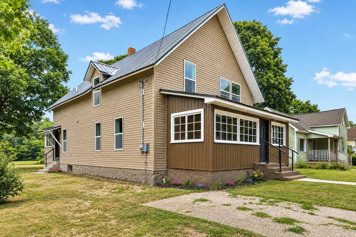 198 E Angel, Barryton, MI 49305 - #1