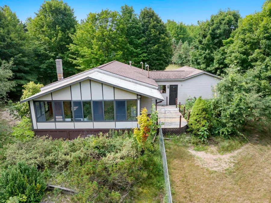 7788 Love, Benzonia, MI 49616 - #2