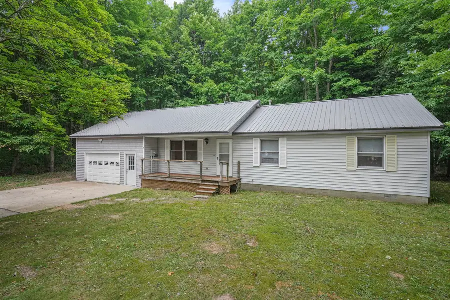 18320 Fewins RD, Interlochen, MI 49643 - #3