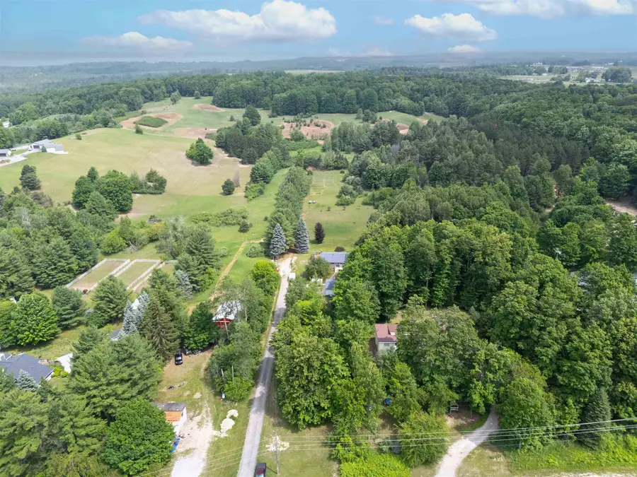 6173 Brackett, Williamsburg, MI 49690 - #3