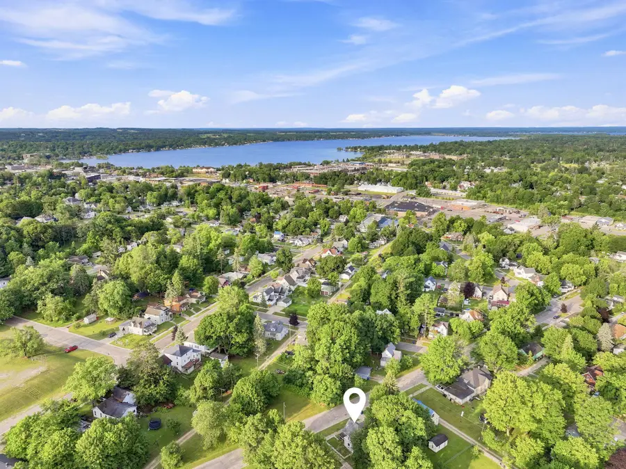 901 Ernst ST, Cadillac, MI 49601 - #3