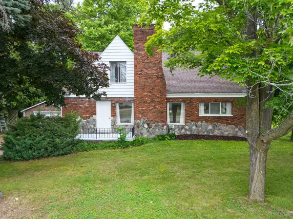 609 Buckley, ElkRapids, MI 49629