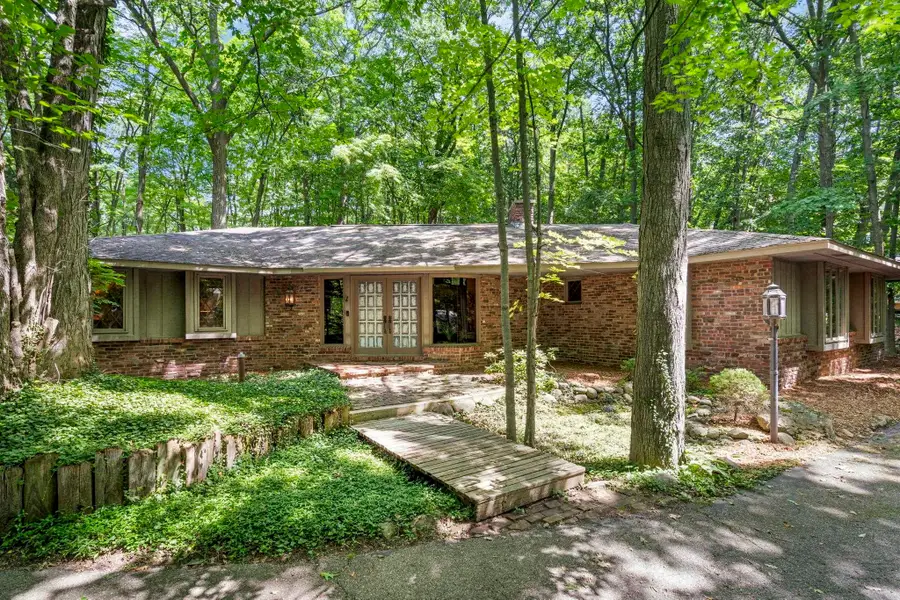 6575 Franklin Woods, Peninsula, MI 49686 - #2