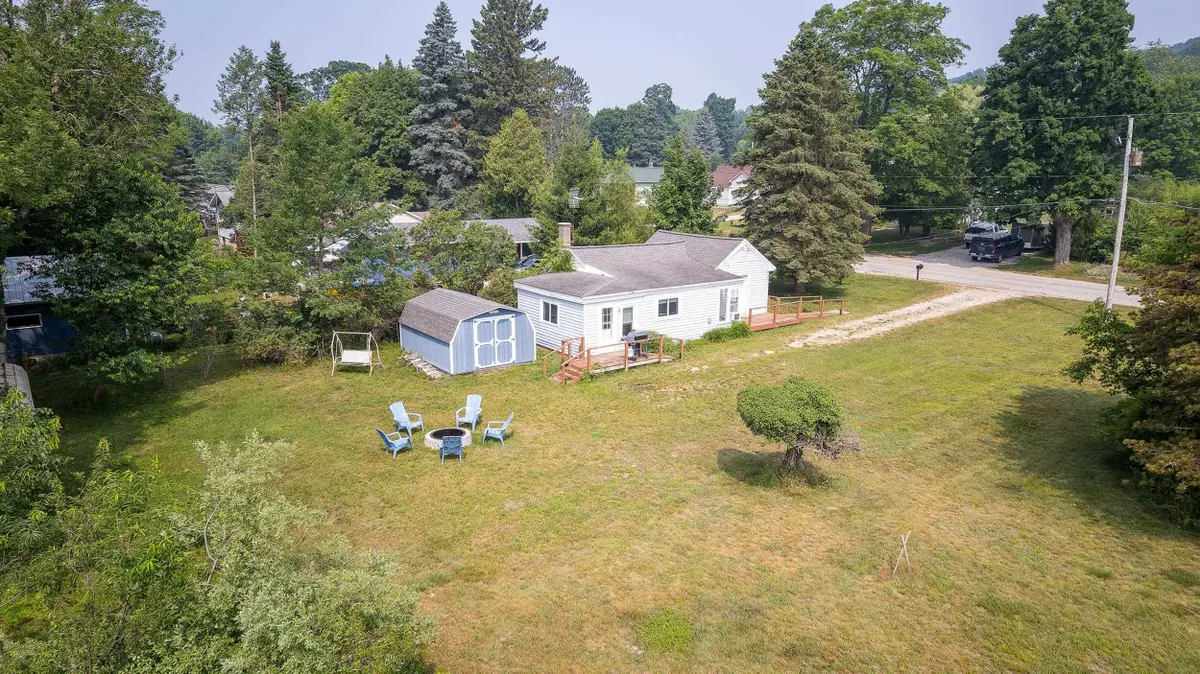 932 Elm, Frankfort, MI 49635 - #1