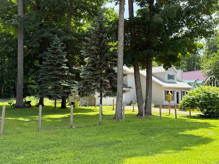 4972 NE E Shore DR, Kalkaska, MI 49646 - #2