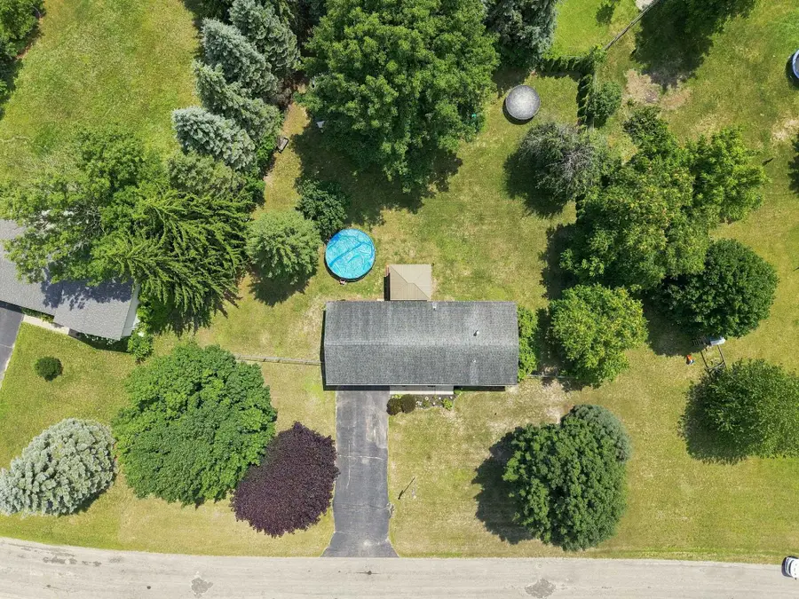 6075 Beverly DR, Long Lake, MI 49684 - #3