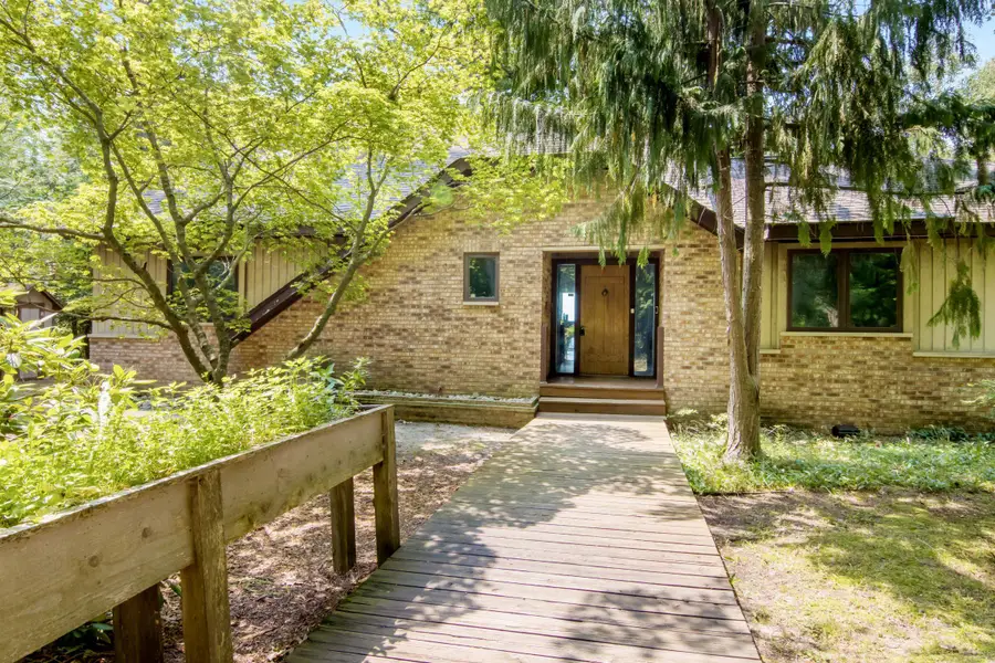 5611 Bayshore DR, Kewadin, MI 49648 - #2