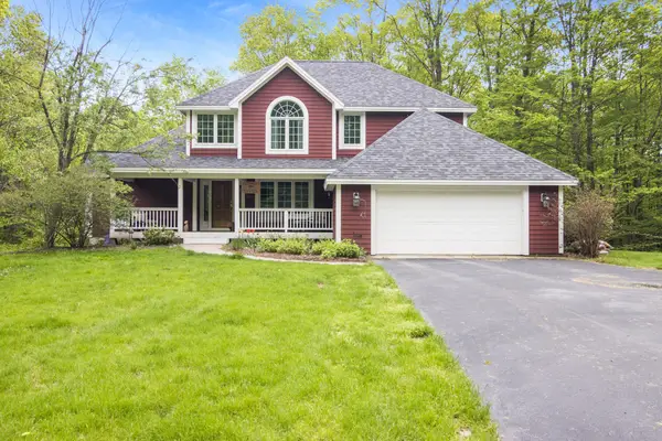 6261 S Westwood PKWY, SuttonsBay, MI 49682