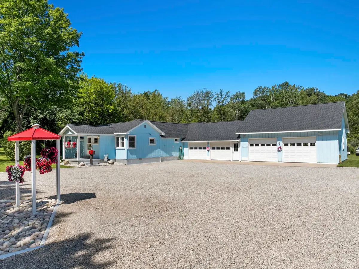 9705 E Carter, Elmwood, MI 49684 - #1